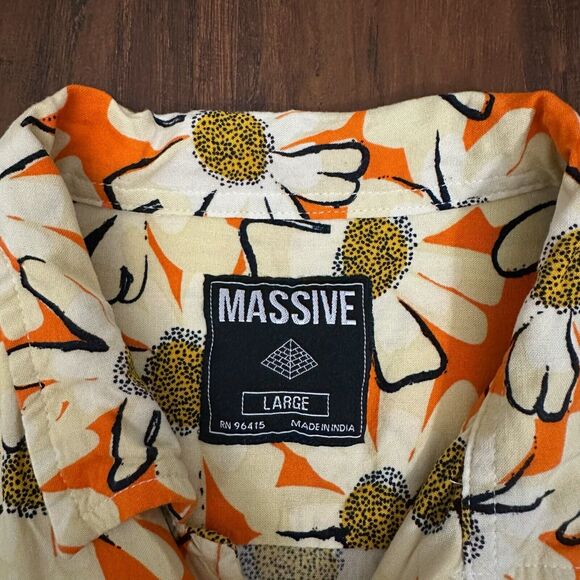 MASSIVE Daisy Shirt Orange Cream Floral Button Up Short Sleeve Hawaiian - Picture 6 of 8